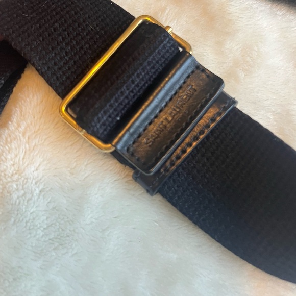 SAINT LAURENT
Monogram Canvas Flat Messenger Bag - Picture 4 of 13